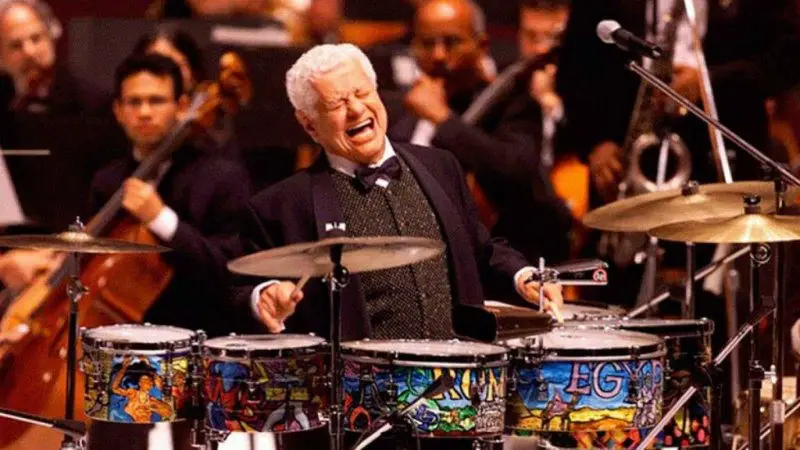 Tito Puente cumpliría años hoy: 10 curiosidades del rey del timbal que convirtió el ritmo en espectáculo global