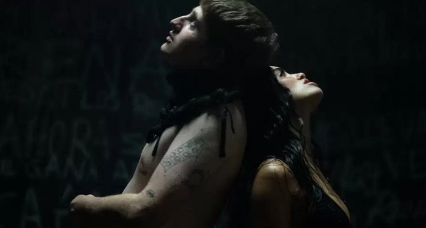 33: letra y acordes del nuevo single de Lali junto a Dillom, adelanto de su disco más crudo y personal