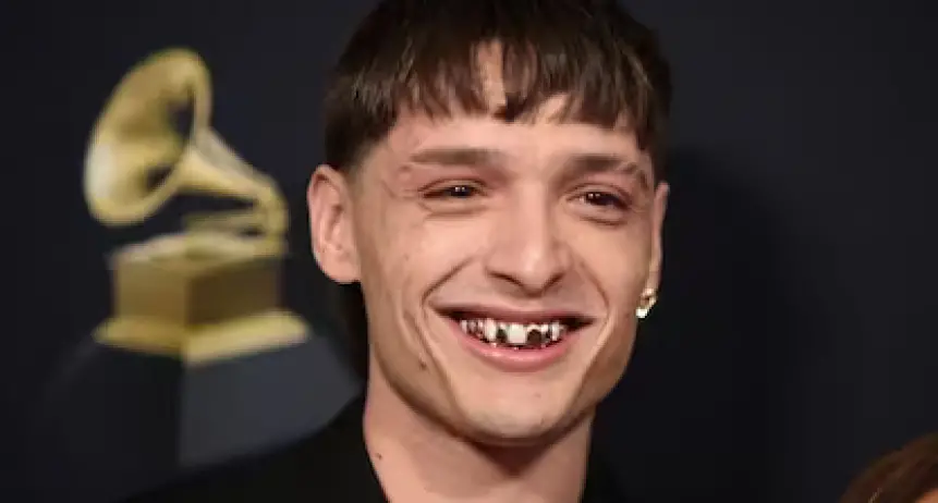 Peso Pluma y sus 5 nominaciones al Latin Grammy 2024: Un fenómeno imparable.