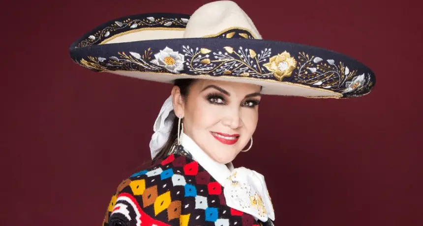 El Legado de Aida Cuevas: 5 Discos Inolvidables y sus Mejores Canciones.