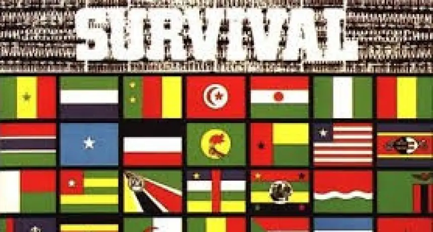 Bob Marley graba Survival: el álbum que unió a África y al mundo en un grito de libertad.