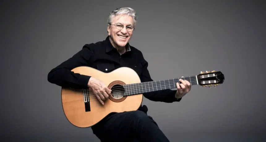 Top 10 de Canciones de Caetano Veloso en AcordesWeb.