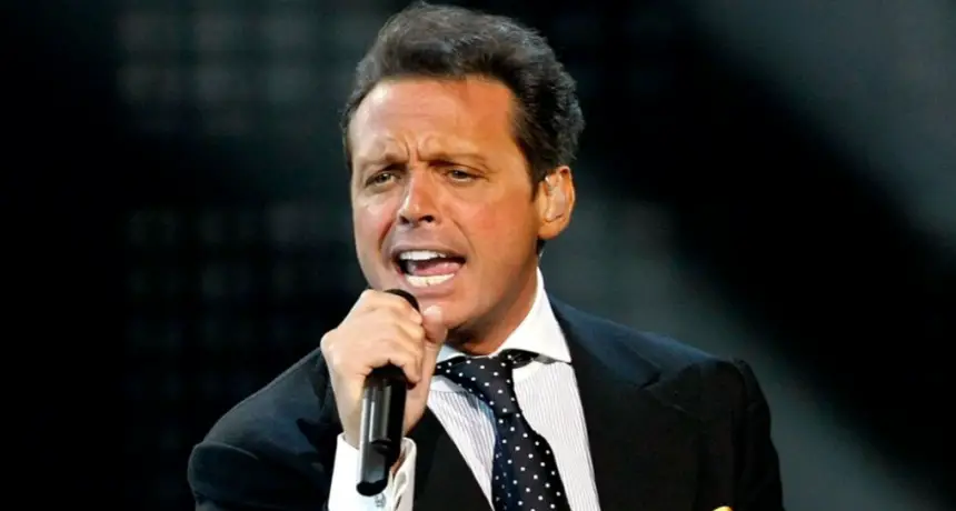 Las canciones más destacadas de Luis Miguel en AcordesWeb