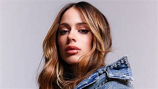 Tini, Alejandro Sanz