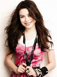 Miranda Cosgrove