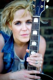 amy wadge