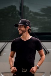 chris janson