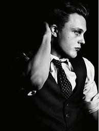 michael pitt