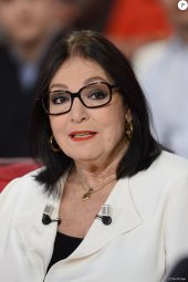 nana mouskouri