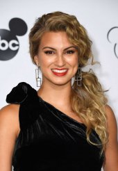 tori kelly